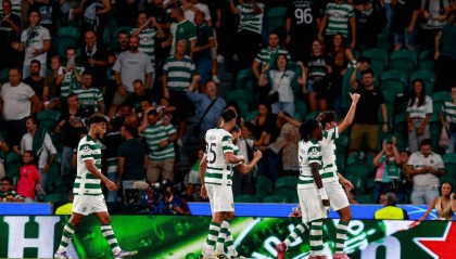 穆帅重返巨龙球场，本菲卡0-0波尔图：基维奥尔险乌龙与手球争议