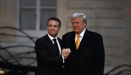 当选后首次！特朗普专机突然离美，不到24小时，泽连斯基也到了