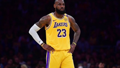 詹姆斯:2016年1-3逆转勇士后 我认为我成为了GOAT