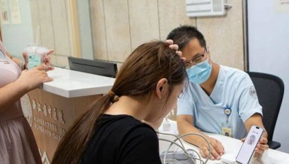 “外卖大战”首批受害者，住院了