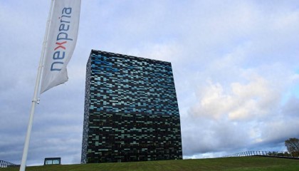 荷兰抢安世半导体，遭中国反制！汽车面临停产，荷兰想紧急对华谈判