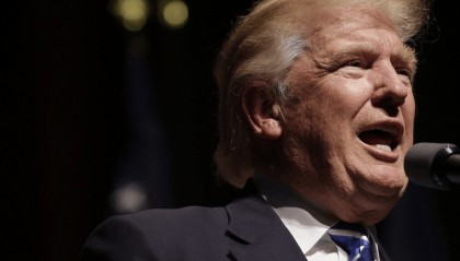 刚刚！梅德韦杰夫警告特朗普，尽管放马过来，他会让美国明白两个道理