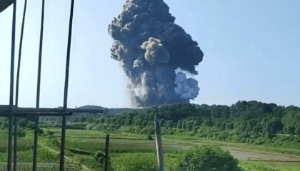 湖南临澧县一花炮厂爆炸，县安监局：机械装药装置爆炸，1人失联，有操作员受伤