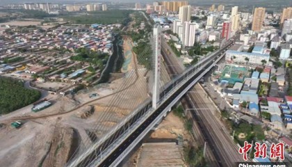 山西最大吨位、最大跨度斜拉转体桥全面贯通
