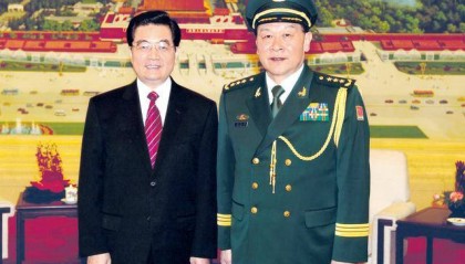 梁光烈同志生平照片