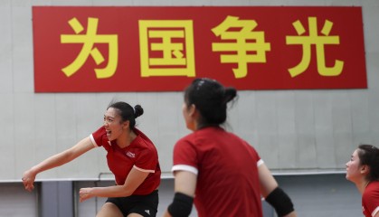 中国女排热身4-1法国 主力阵容曝光李盈莹伤停