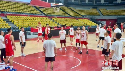 中国男篮主教练郭士强：无惧强队 亚洲杯将拼好每一场