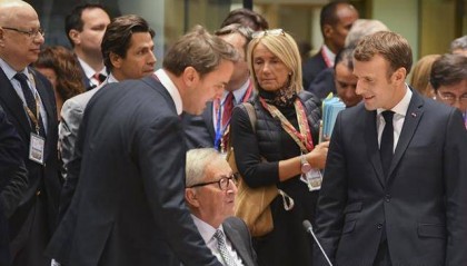 泽连斯基惹下大祸，找中国帮忙前，放低身段主动给中国“脱罪”