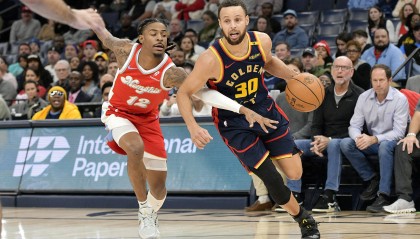 库里7中0施罗德首秀5+5 勇士历史级惨败输灰熊51分