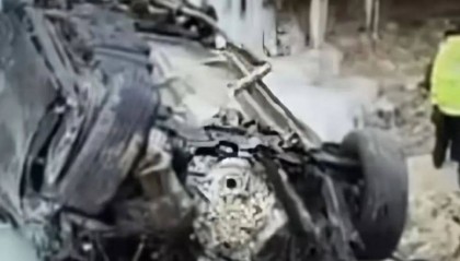 山西吕梁汽车冲出公路坠崖，四人不幸遇难