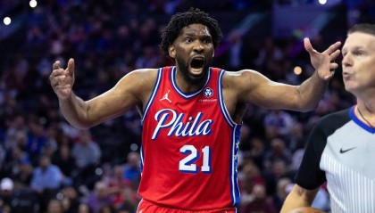 乔治恩比德因伤病管理缺席背靠背 大帝昨日才刚刚复出