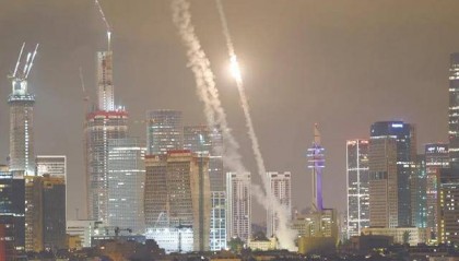 美军最大弱点曝光？一场伊以冲突，让美媒惊呼：拿什么和解放军打