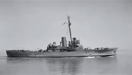 央视官宣：福建舰正待入列！话里话外，还不忘点名日本出云号