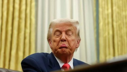 特朗普遭重创，政府关门大吉，美国全面瘫痪，这次又要创纪录了