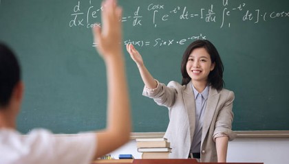 举报高中提前开学补课被回怼，一刀切的政策该调整