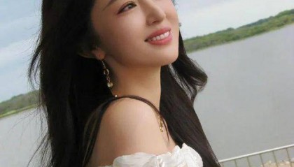 45岁女星董璇官宣再婚，前夫高云翔去年被曝再婚生女