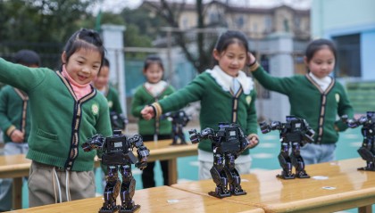 英媒：从聊天机器人到智能玩具，人工智能在中国如何蓬勃发展？