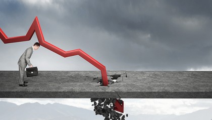 “黑色星期四”！美联储降息，全球股市全线杀跌，比特币暴跌 黄金重挫