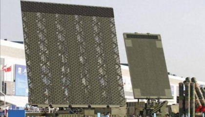 我军10轮兵推，结果不出所料：3部雷达发现180公里外F-22！