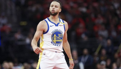火箭反杀勇士告别耻辱纪录 库里心急一攻竟成罪魁祸首？