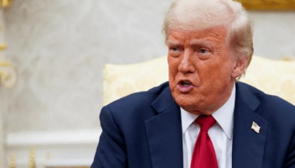 果然装都不装了！战争部刚挂牌，两国军舰直闯台海，美前总统断言：中方将取代美国