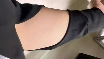 离谱！“一拉就破多个大洞”！UR回应