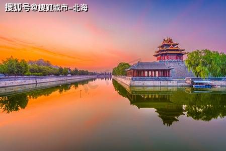 北京天安门广场包车一日游多少钱人民币？俩人去北京天安门广场旅游得花多少钱