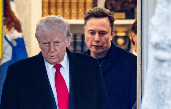 马斯克被“逼上梁山”,又来一个扎克伯格,3个月前的闹剧要重演