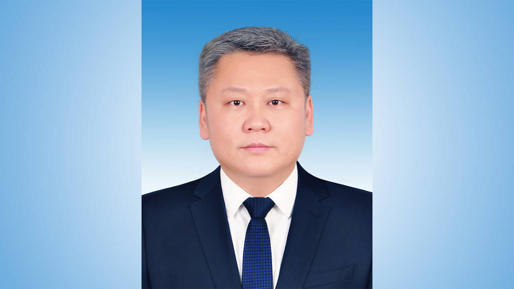 国家发改委环资司副司长文华已任新疆维吾尔自治区发改委党组书记