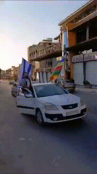 大战再起!5万大军不服,冒着以色列空军大轰炸,猛攻叙利亚南部