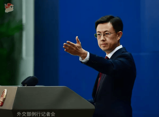 美国富国银行一高管涉及刑事案件，中方限制其出境