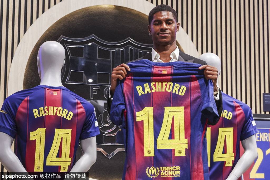 降薪15%！巴萨官宣拉什福德租借加盟 附带3000万欧买断条款