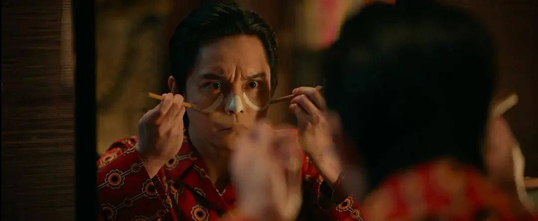 等了30年！陈佩斯杀回来了，豆瓣8分证明：你大爷还是你大爷