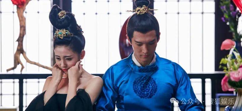 从爆红到突然消失好几年，再出现已经胖到大家不敢认了？