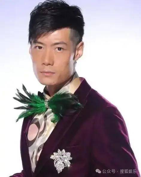 从爆红到突然消失好几年，再出现已经胖到大家不敢认了？