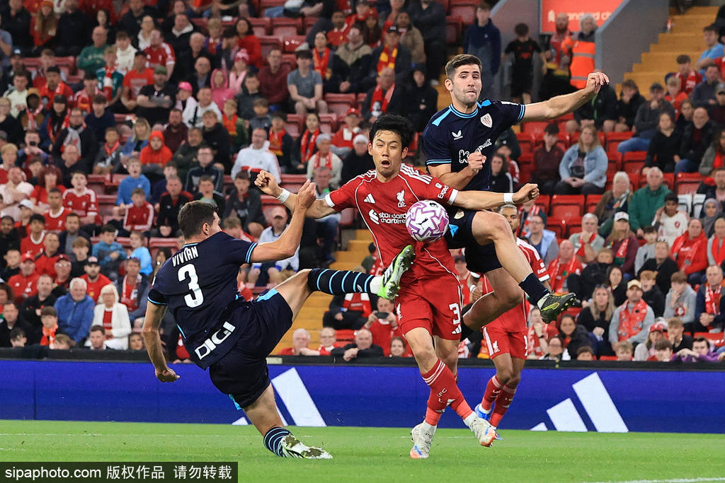 希勒怒批戈登：真是愚蠢的犯规，绝对应该是红牌！