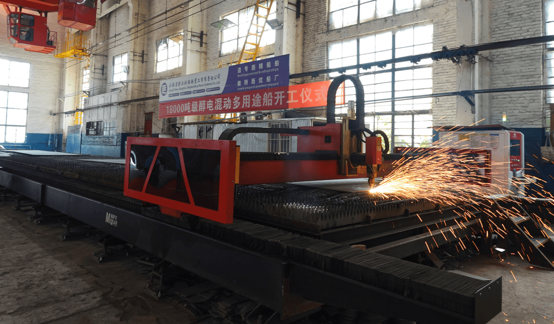 国内首艘！18000吨！在江西开工！